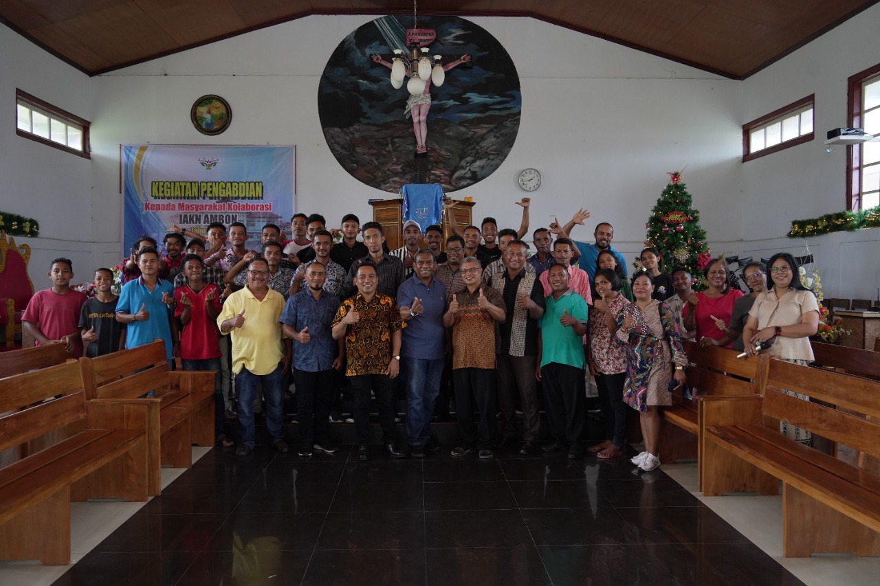 Perdana; Setelah Melaunching Kursus Musik, FSKK IAKN Ambon menggelar Pelatihan Musik dalam PKM Kolaborasi di Klasis GPM Masohi